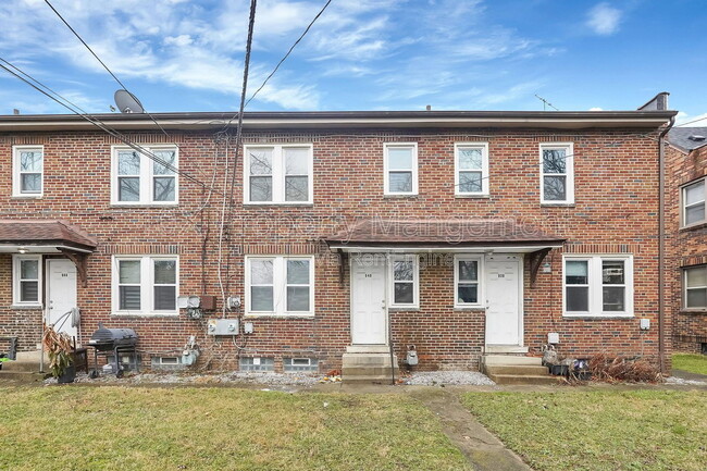 Building Photo - 940 Geers Ave