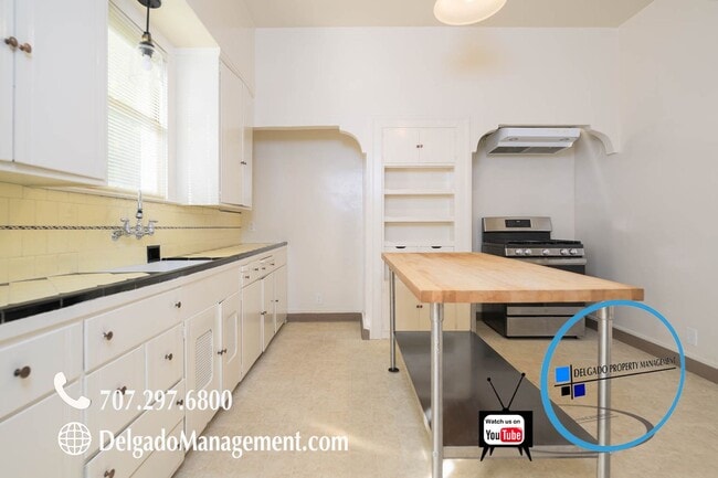 Building Photo - Downtown Benicia home available now!