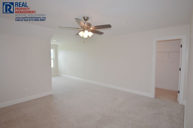 Building Photo - 3414 Pershing Dr