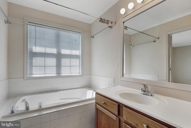 Building Photo - 3357 Sonia Trail