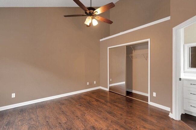 Building Photo - Charming 2BR Condo in Alpharetta