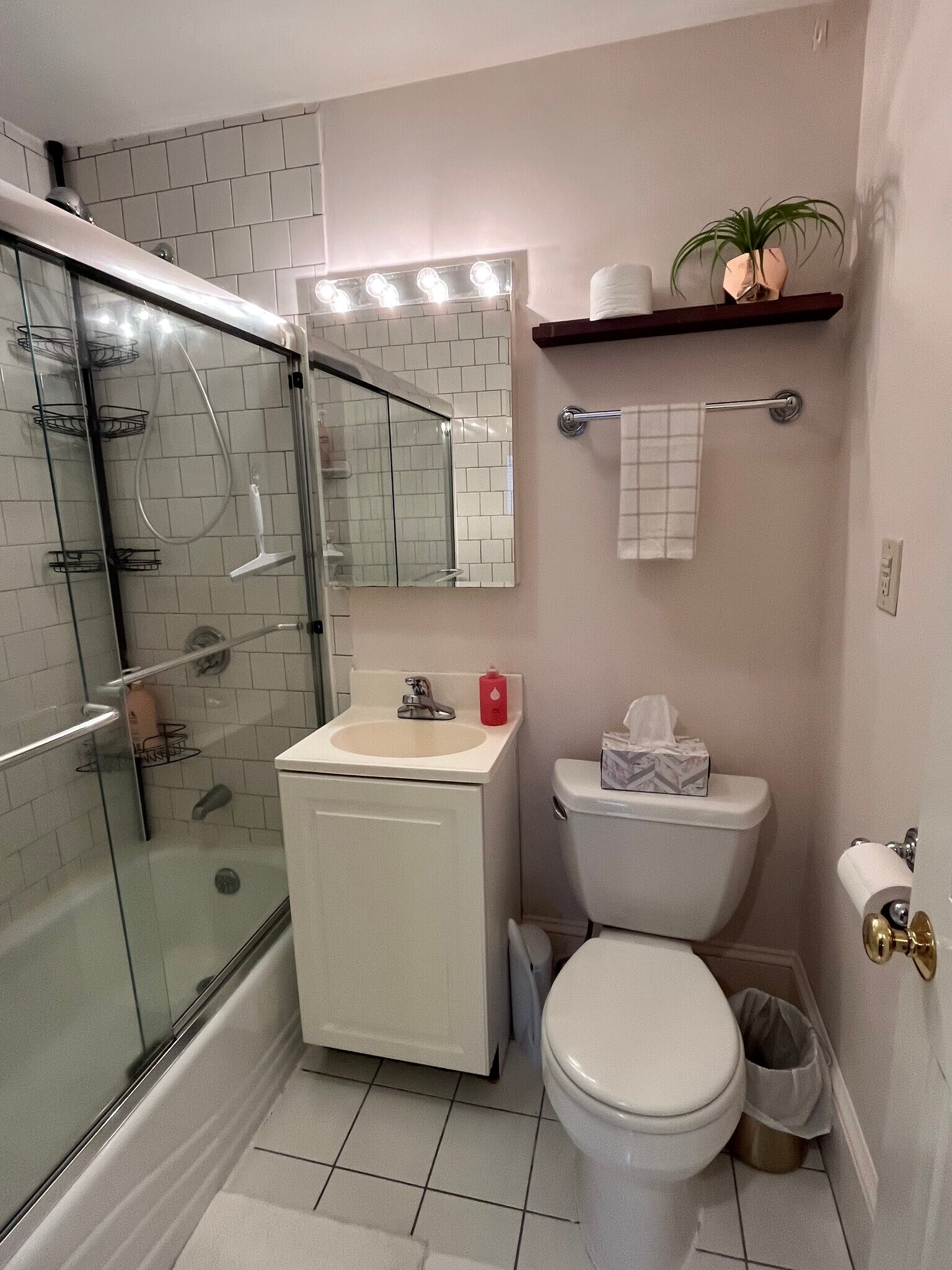 Building Photo - 515 Beacon St