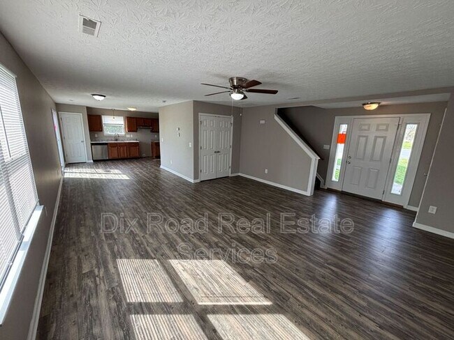 Building Photo - 209 Wexford Dr