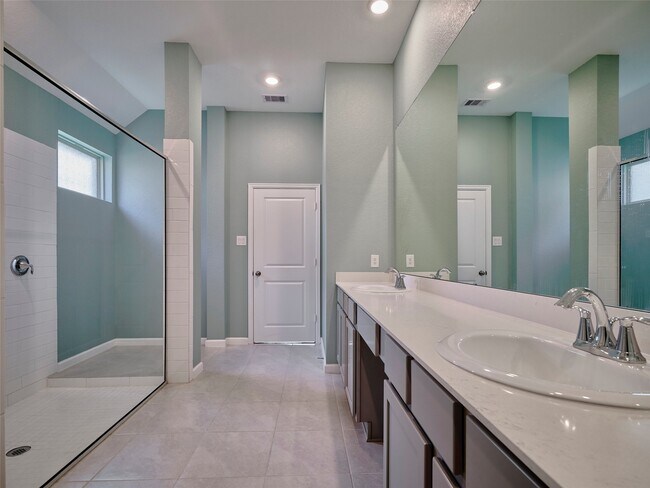 Building Photo - 23534 Terreti Brk Dr