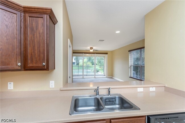 Building Photo - 368 Harbor Ridge Dr
