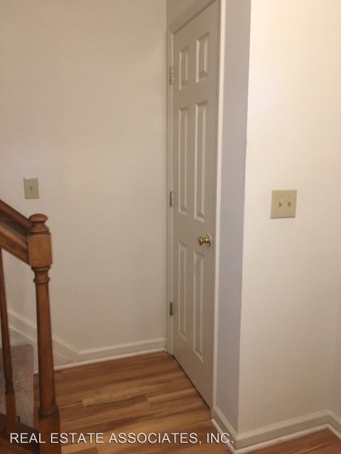 Building Photo - 2 br, 2.5 bath House - 3309 Coachman's Way