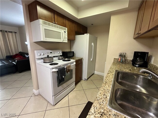 Building Photo - 4200 S Valley View Blvd