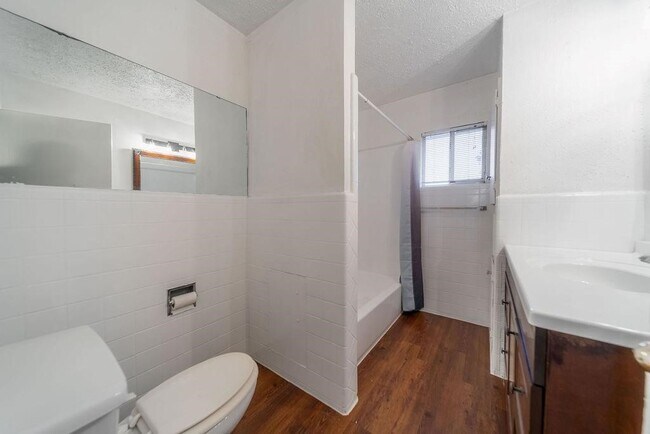 Building Photo - 4723 Merwin St