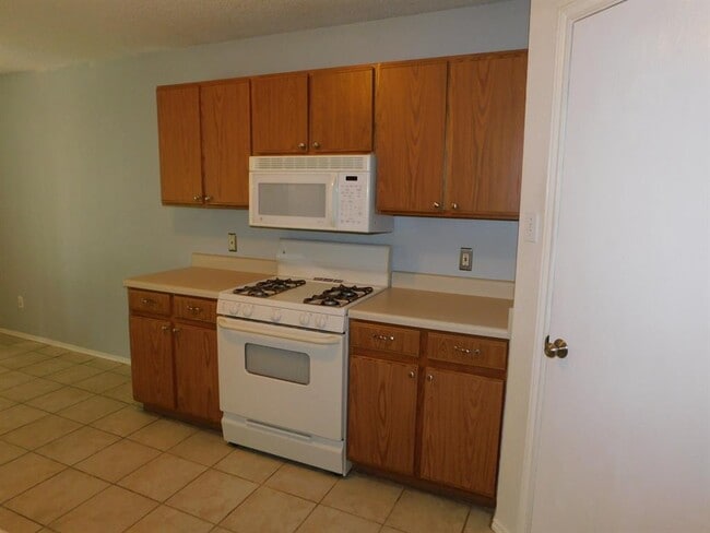 Building Photo - 1509 Black Locust Drive West