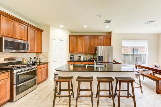 Building Photo - 9834 Parsonsfield Ln