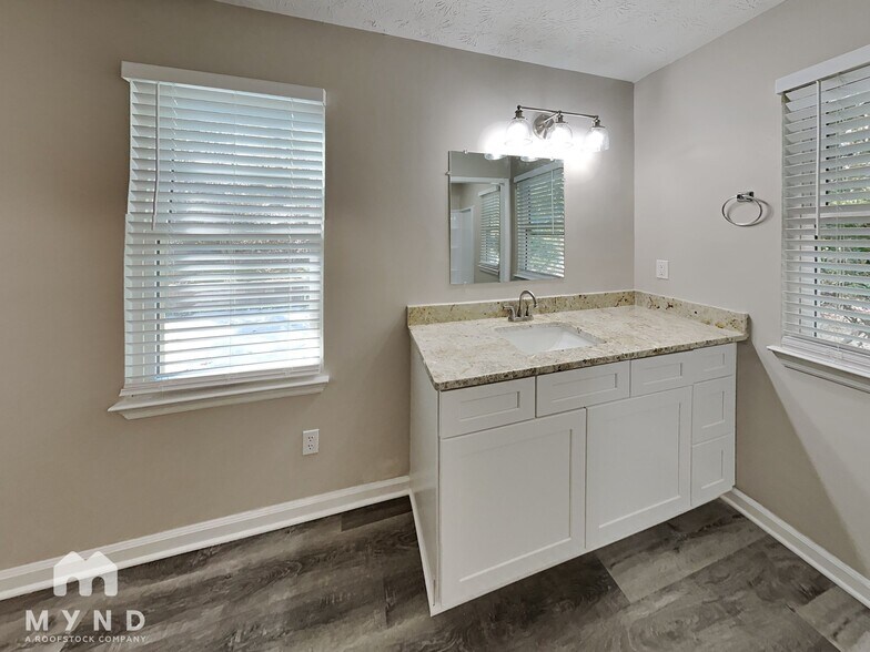Building Photo - 5491 La Fleur Trail