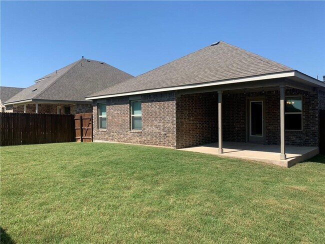 Building Photo - 608 Longhorn Cavern Rd