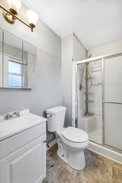 Building Photo - 2534 Millvalley Dr