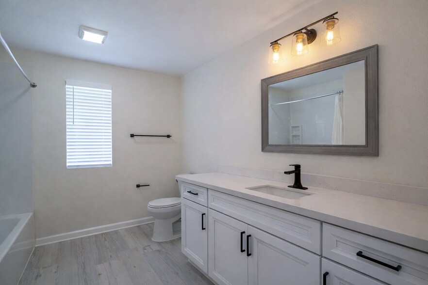 2nd Bath - 17161 Alva Rd