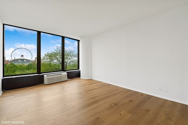 Building Photo - 505 N Lake Shore Dr