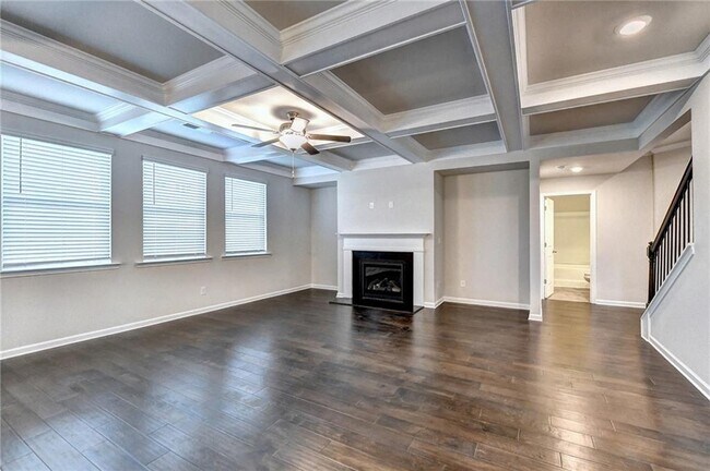 Building Photo - 354 Paxton LN