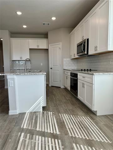 Building Photo - 910 Rosebud Trl