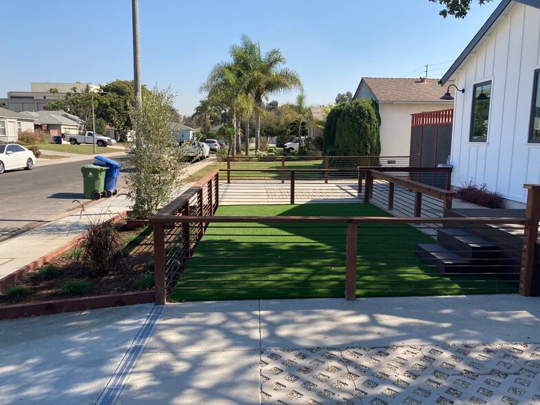 Building Photo - 5750 W 85th Pl