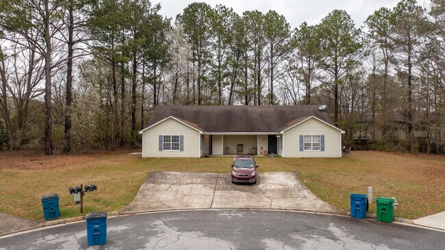 Primary Photo - 8791 Freedom Way