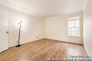 Building Photo - 7834 Broadway St