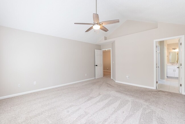 Building Photo - Meticulous Four Bedroom Dream Home!