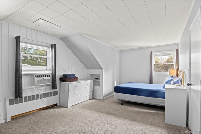 Building Photo - 11 Glenwood Rd