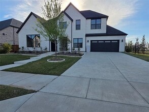 Building Photo - 1591 Binkley Ave