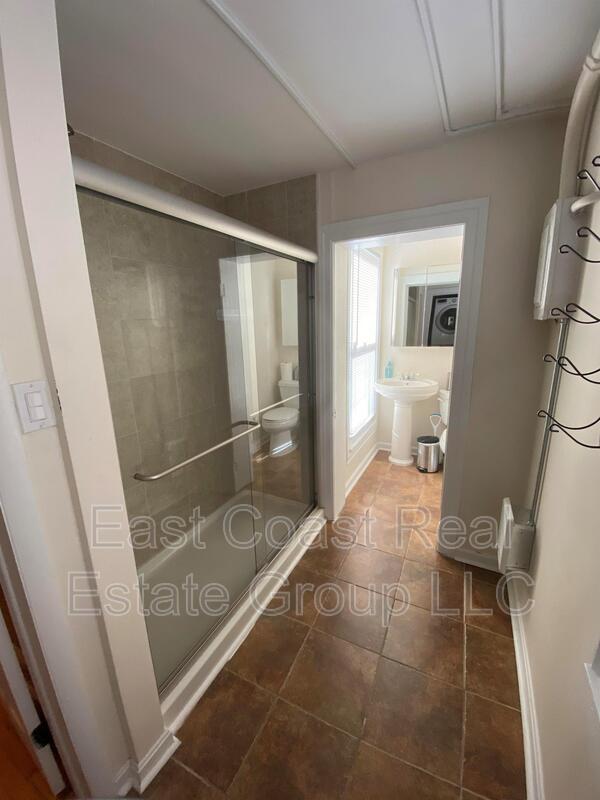 Building Photo - 4 W Water St