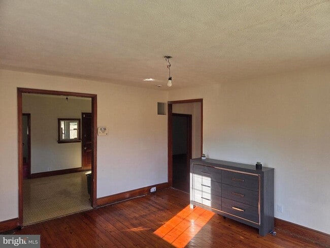 Building Photo - 13841 Kellys Ford Rd