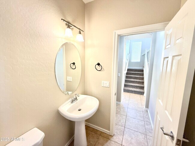 Building Photo - 14587 W Acapulco Ln
