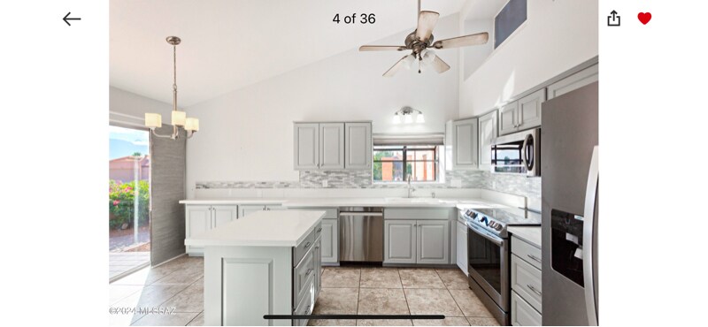 Building Photo - 1012 W Desert Hills Dr