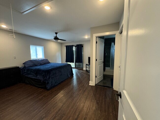 Building Photo - 61 Conchester Rd