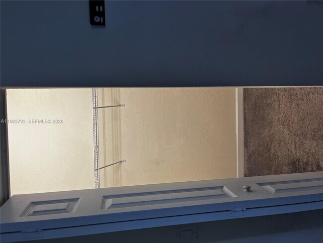 Building Photo - 3402 W 105th St