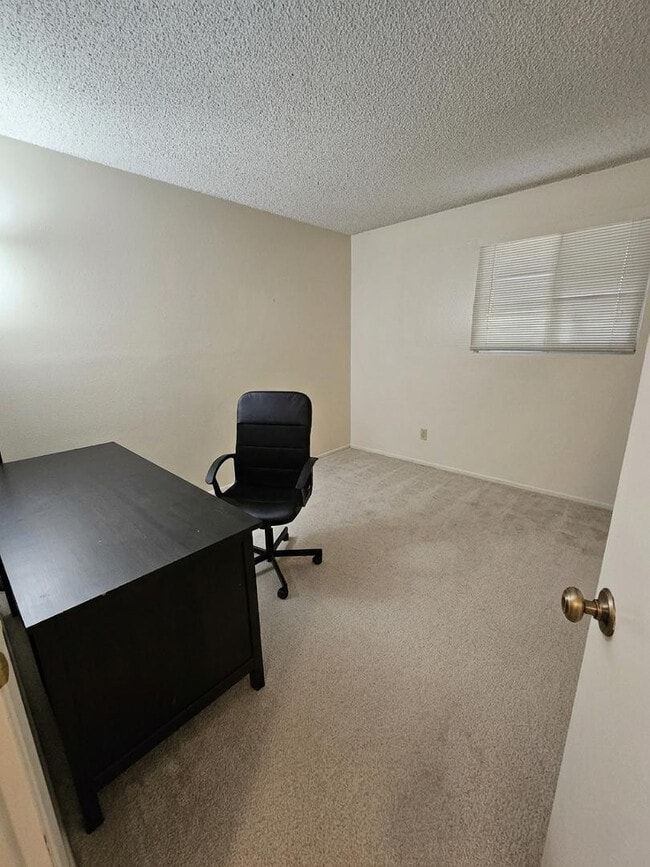 Building Photo - 6311 N 74th St