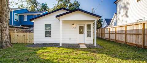 Building Photo - 1212 Hamblen St
