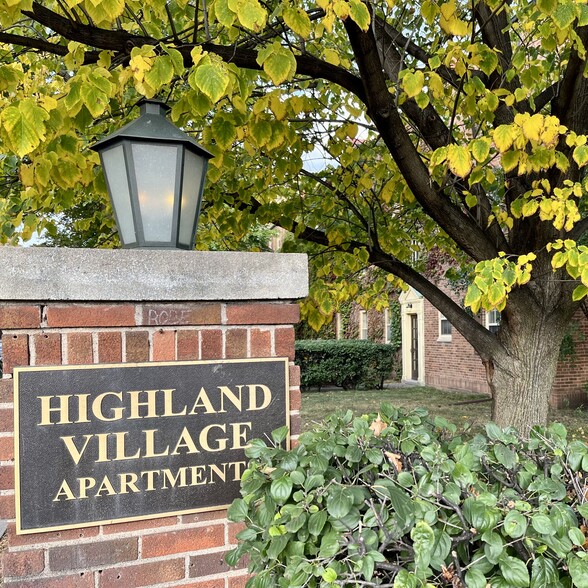 Primary Photo - Highland Village Apartments