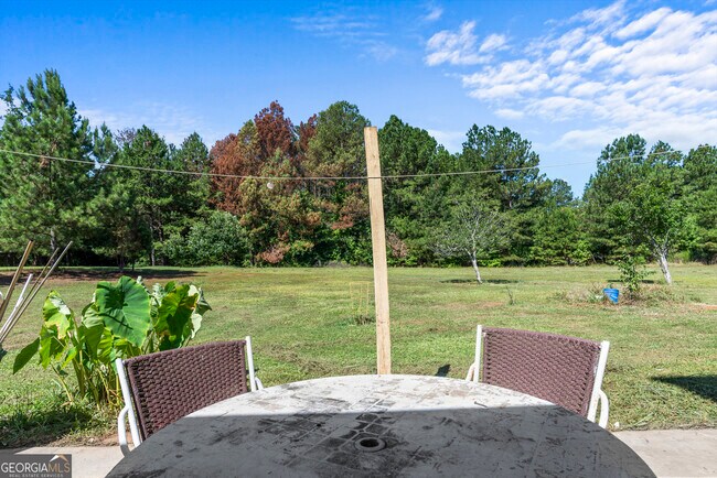 Building Photo - 1141 Whispering Lakes Trail