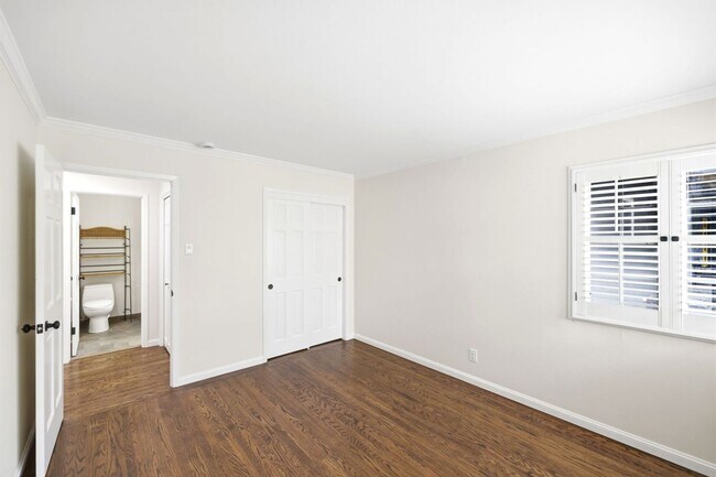 Building Photo - 2973 Arguello Dr