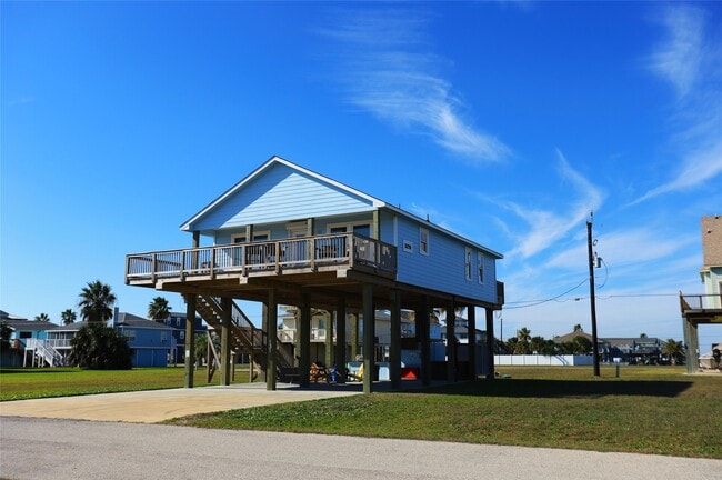 Building Photo - 131 Pieces of 8