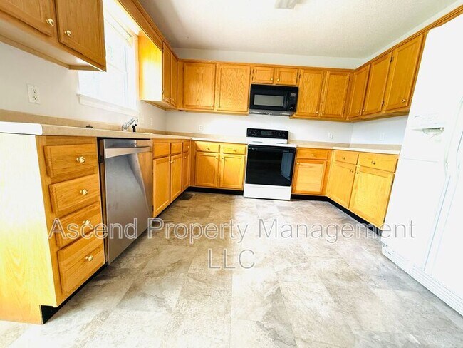 Building Photo - 10156 Baker Boy Dr