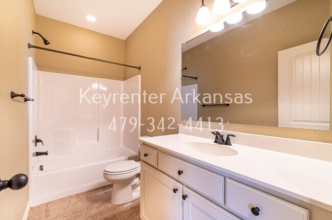 Building Photo - 4870 Castlewood Ln