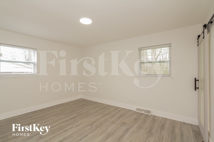 Building Photo - 2408 Gemway Dr