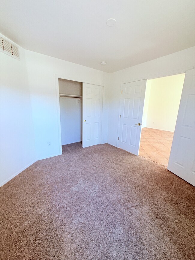 Building Photo - 11793 W Barley Dr