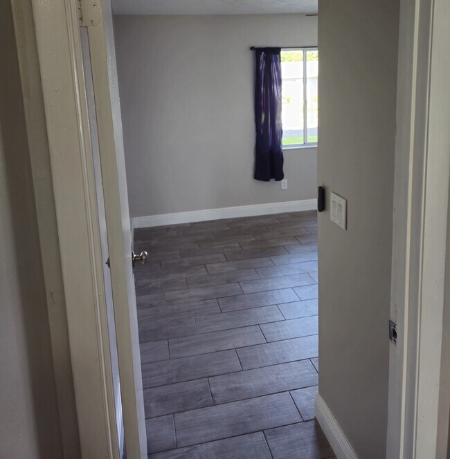 Building Photo - 108 Loredo Ln