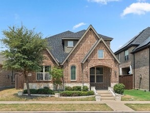 Building Photo - 2036 Barx Dr