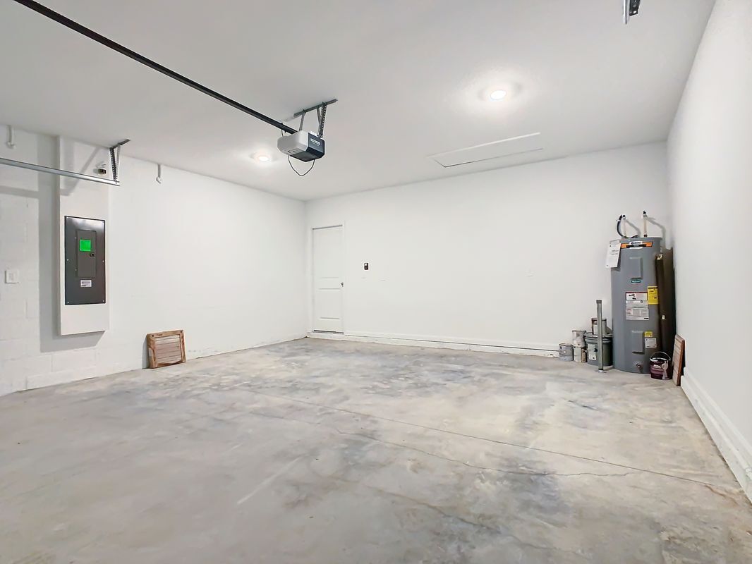 Building Photo - 1033 Holden Wy