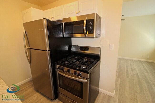 Building Photo - $1,895 - Remodeled 1 Bed/1 Bath in San Jos...