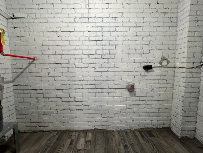Building Photo - 3608 Willow Ln Dr
