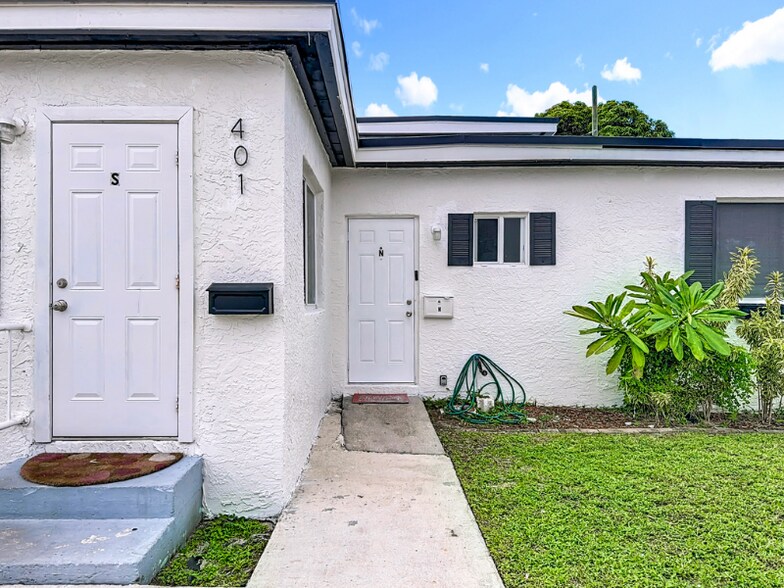 Building Photo - 401 NW 16th Ave