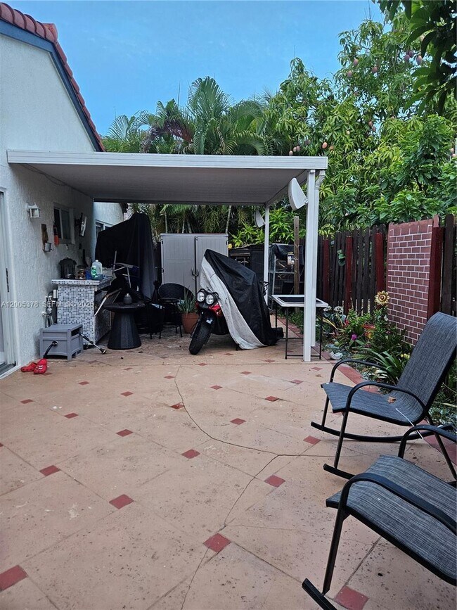 Building Photo - 16314 SW 97th St